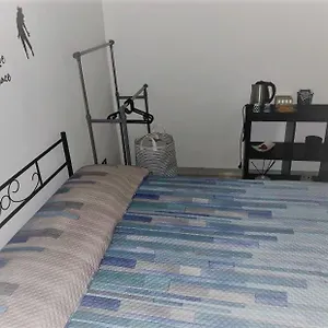  Bed & Breakfast Neborooms