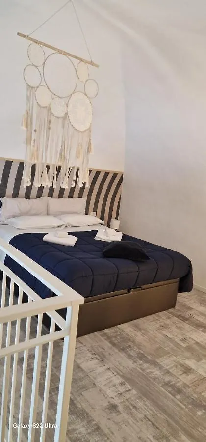 Seaside Sartoria Apartman Bari 0*,
